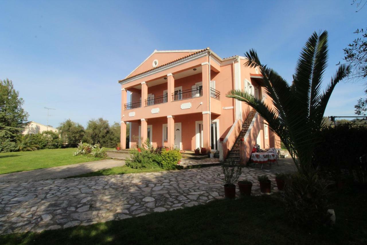 Karoubis Studio Kavallouri Экстерьер фото