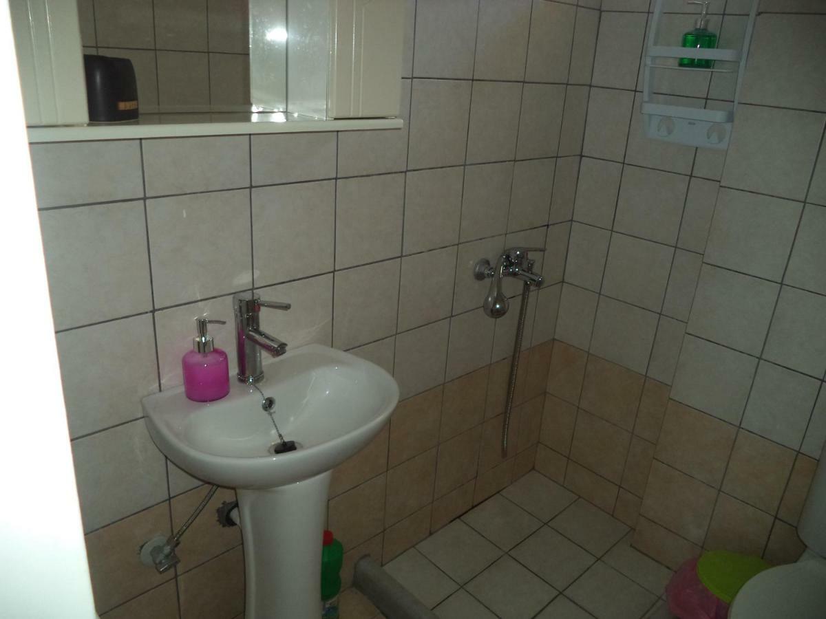 Karoubis Studio Kavallouri Экстерьер фото